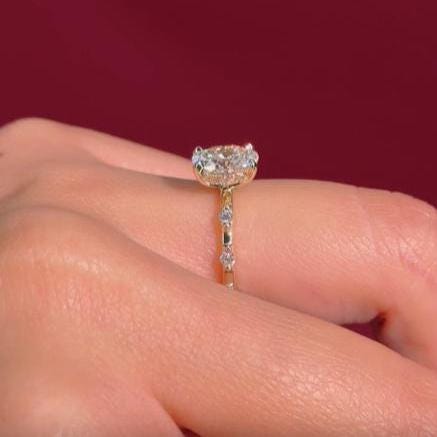 1 Ct Oval Lab Grown F - VS1 Diamond Ring / 1 CT Oval Diamond Thin Engagement Ring / Dainty Ring / 14k Gold Hidden Halo Oval Diamond Ring